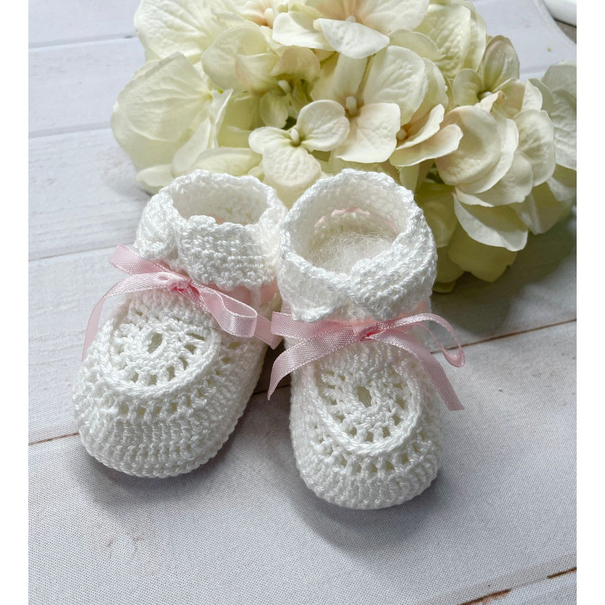 Baby Girls Crochet Knit Booties White Pink Bow